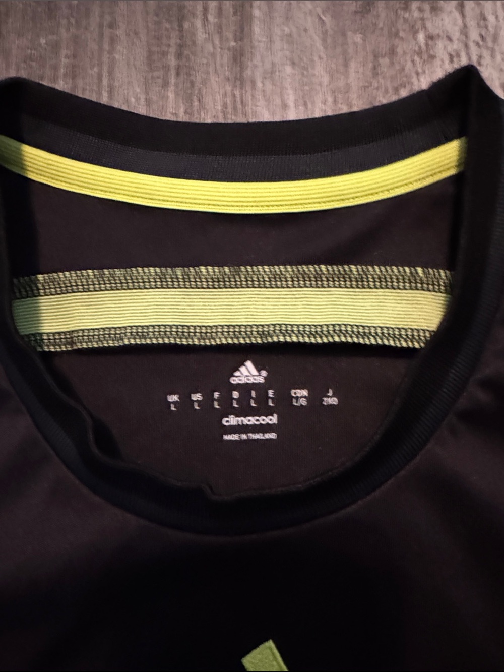 adidas 2014 Black & Neon Yellow Spain Football Jersey - Picture 4 of 5